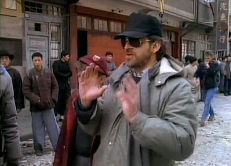 Steven Spielberg - The China Odyssey: 'Empire of the Sun', a film by Steven Spielberg - Filmfotos