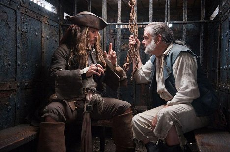 Johnny Depp, Kevin McNally - Pirates of the Caribbean: Vierailla vesillä - Kuvat elokuvasta