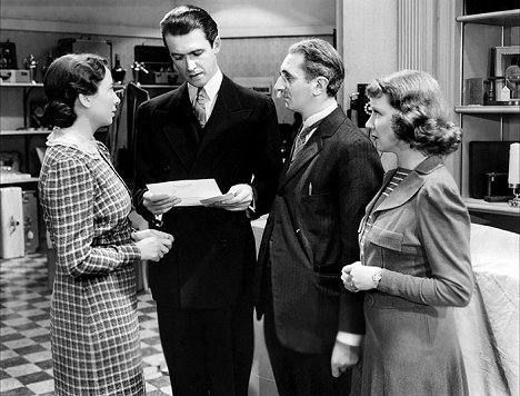 Sara Haden, James Stewart, Felix Bressart, Inez Courtney - El bazar de las sorpresas - De la película