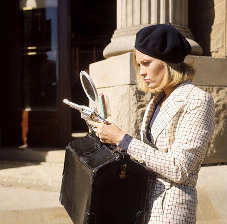 Faye Dunaway - Bonnie and Clyde - Photos