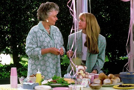 Joan Plowright, Sissy Spacek - A Place for Annie - Film