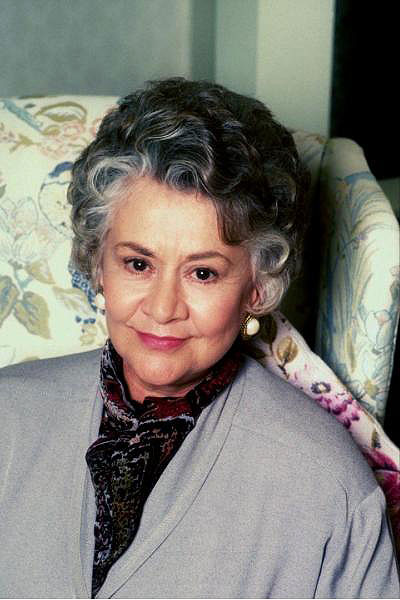 Joan Plowright - A Place for Annie - De filmes