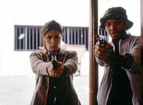 Maura Tierney, Paul Calderon - Bez dechu - Z filmu