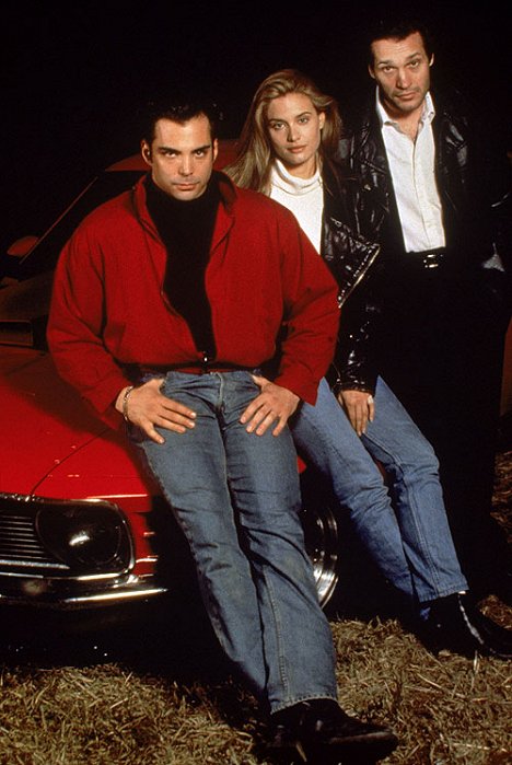 Richard Grieco, Shelli Lether, Jay Acovone - Born to Run - Filmfotos
