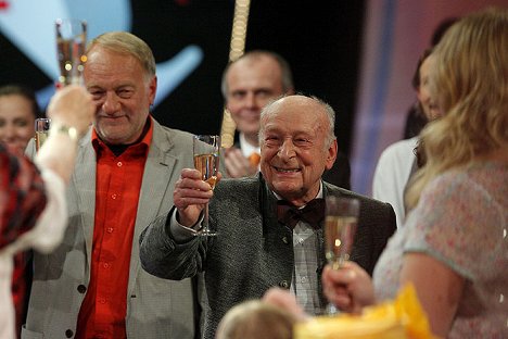 Luděk Sobota, Igor Bareš, Stanislav Zindulka - Všechno nejlepší - Kuvat elokuvasta