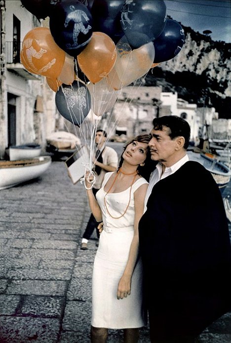 Sophia Loren, Clark Gable - It Started in Naples - Photos