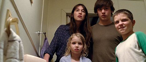 Charlotte Gainsbourg, Morgan Davies, Christian Byers, Tom Russell - The Tree - Filmfotos