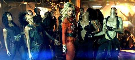 Britney Spears - Britney Spears: I Am the Femme Fatale - Z filmu