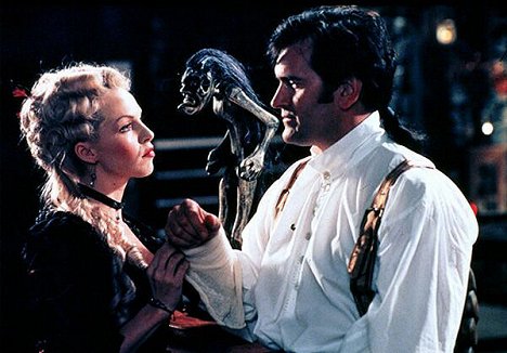 Angela Marie Dotchin, Bruce Campbell - Jack of All Trades - Sex and the Single Spy - De filmes