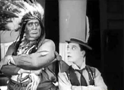 Joe Roberts, Buster Keaton - Rostro pálido - De la película