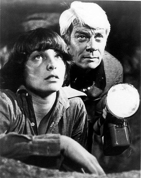 Kathleen Quinlan, Peter Graves - Where Have All the People Gone? - Photos