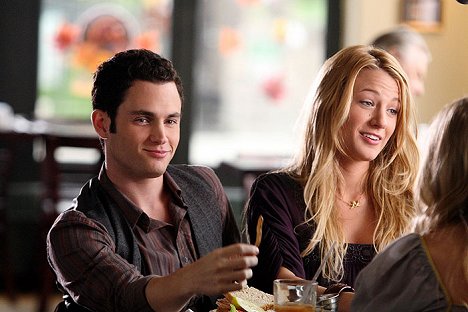 Penn Badgley, Blake Lively - Gossip Girl - Photos