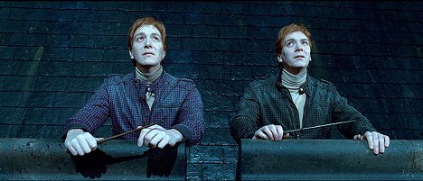James Phelps, Oliver Phelps - Harry Potter and the Deathly Hallows: Part 2 - Photos