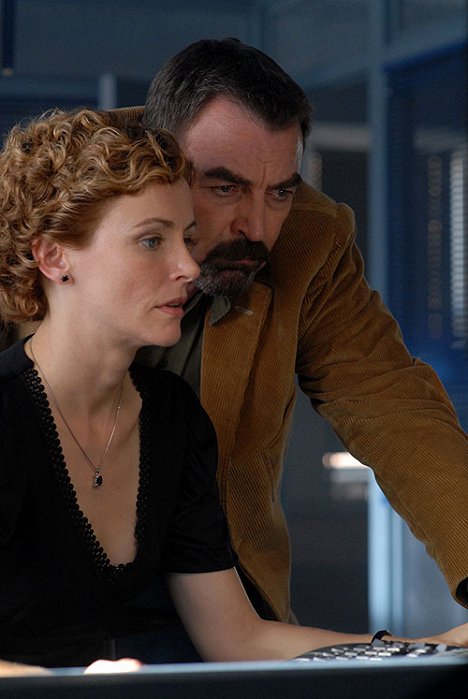 Leslie Hope, Tom Selleck - Jesse Stone: Thin Ice - Kuvat elokuvasta