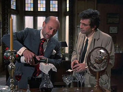 Donald Pleasence, Peter Falk - Columbo - To je vražda, řeklo portské - Z filmu