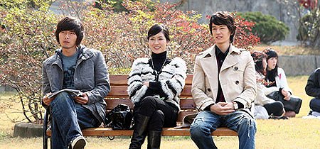 Bin Hyun, Yoo-ri Seong, Ju-hwan Lim - Nunui yeowang - Z filmu
