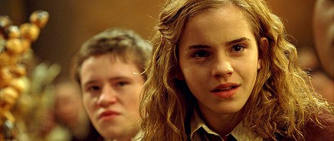Devon Murray, Emma Watson - Harry Potter und der Feuerkelch - Filmfotos
