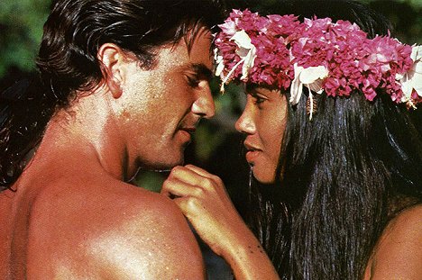 Mel Gibson, Tevaite Vernette - Revolta no Pacífico - Do filme