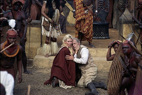 Alison Doody, John Standing - Quatermain und der Schatz des König Salomon - Filmfotos
