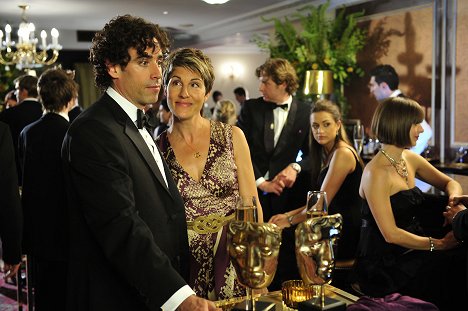 Stephen Mangan, Tamsin Greig - Episodes - Episode 1 - De la película