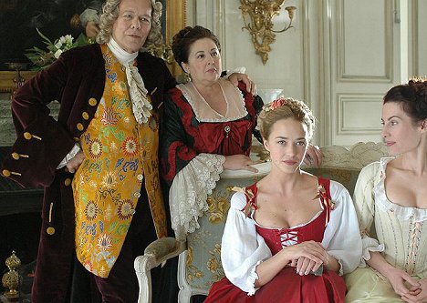 Elisabeth Margoni, Hélène de Fougerolles, Rosemarie La Vaullée - Madame Pompadour, a király kedvence - Filmfotók