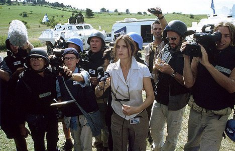 Katrin Cartlidge - No Man's Land - Photos