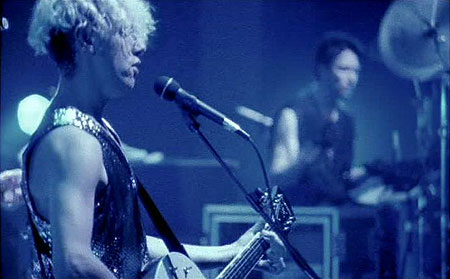Martin Gore - Depeche Mode: Devotional - Z filmu