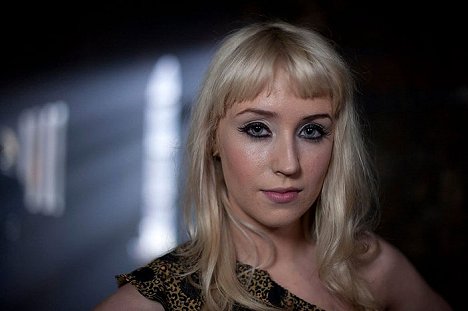 Lily Loveless - The Fades - Filmfotos