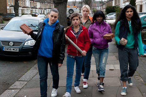 Aimée Kelly, Lily Loveless, Adelayo Adedayo, Varada Sethu - Sket - Promo