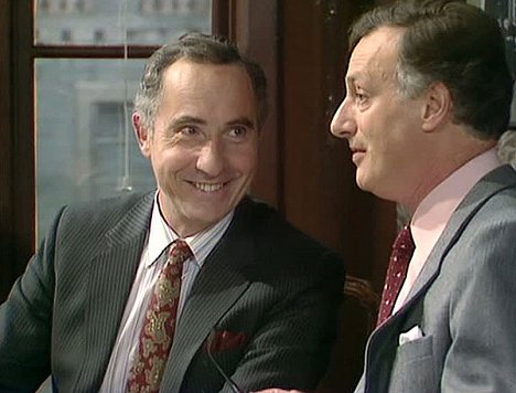 Nigel Hawthorne, Paul Eddington