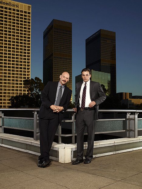 Corey Stoll, Skeet Ulrich - Law & Order: Los Angeles - Werbefoto