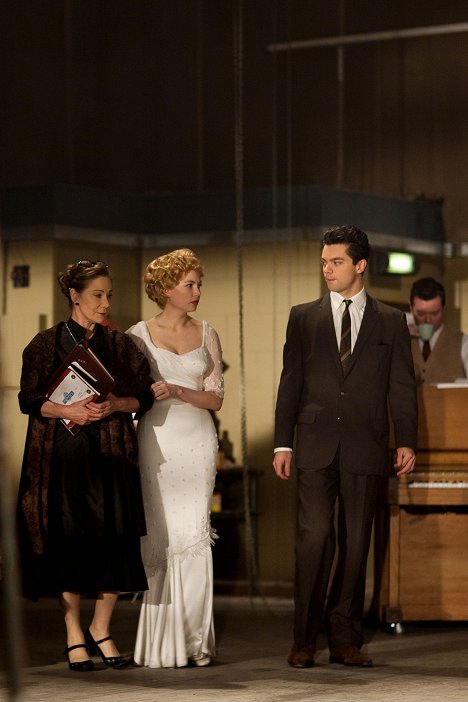Zoë Wanamaker, Michelle Williams, Dominic Cooper - My Week with Marilyn - Photos