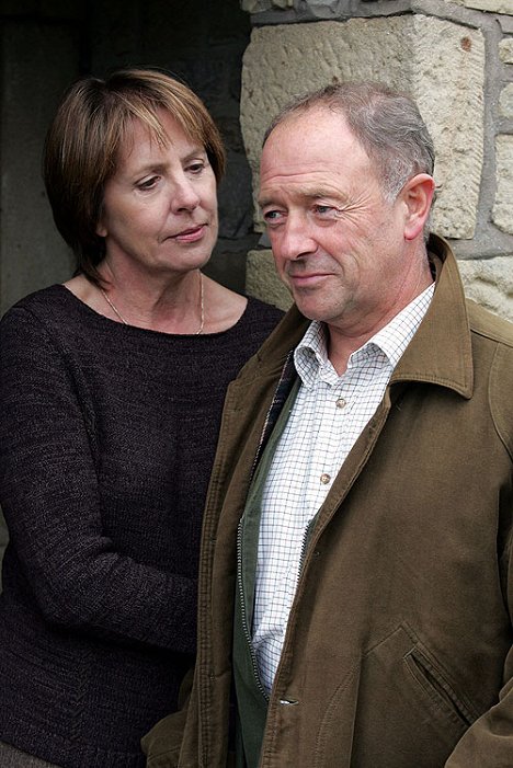 Penelope Wilton, Michael Kitchen - Falling - Photos