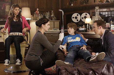 Victoria Justice, Brooke Shields, Chase Ellison - The Boy Who Cried Werewolf - Do filme