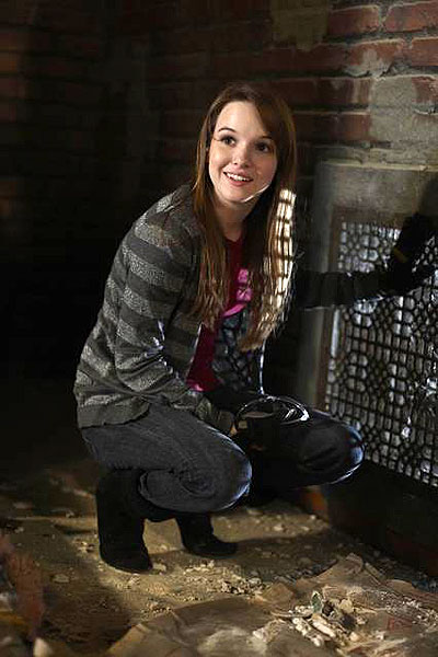 Kay Panabaker - Secrets in the Walls - Photos