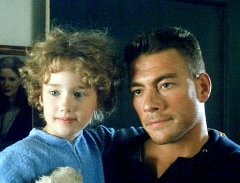 Ashley Johnson, Jean-Claude Van Damme - Lví srdce - Z filmu