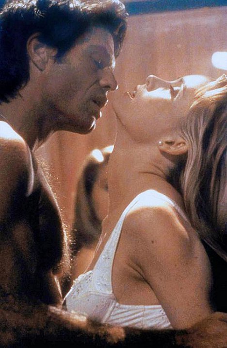 Harry Hamlin, Lysette Anthony - Save Me - Filmfotos