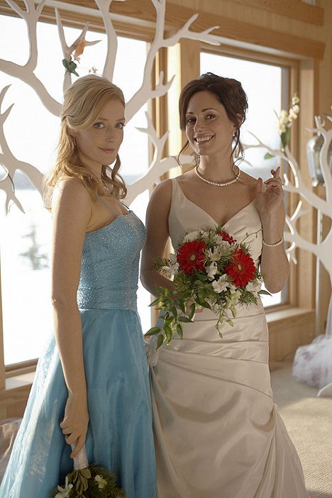 Jennifer Finnigan - Wedding for One - Z filmu