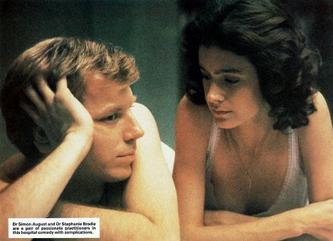 Michael McKean, Sean Young - Young Doctors in Love - Z filmu
