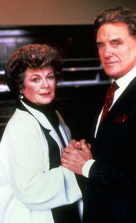 Barbara Hale, Robert Stack - Perry Mason: The Case of the Sinister Spirit - Photos