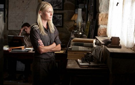 Kate Bosworth - Straw Dogs - Photos