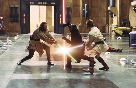 Liam Neeson, Ray Park, Ewan McGregor - Star Wars: Episode I - The Phantom Menace - Photos