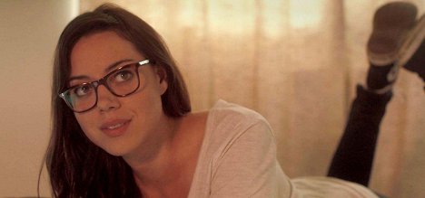 Aubrey Plaza - Vlastní zbraň podmínkou - Z filmu