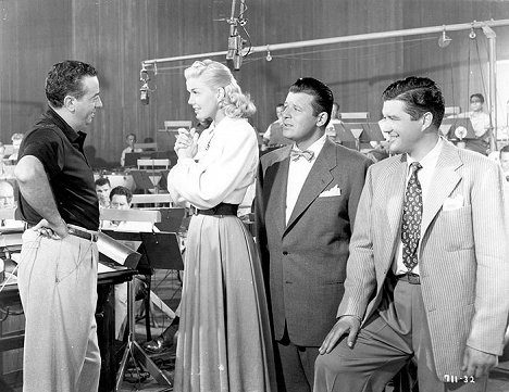 Doris Day, Jack Carson, Dennis Morgan - Judy erobert Hollywood - Filmfotos