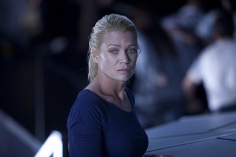 Laurie Holden - The Walking Dead - TS-19 - Photos