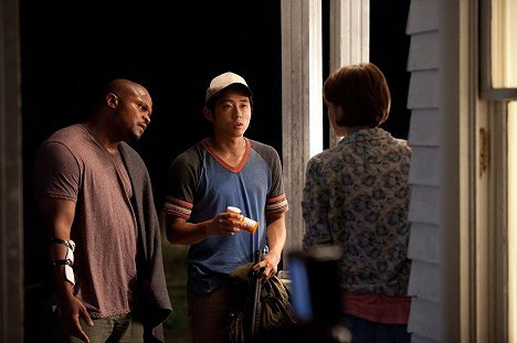 Irone Singleton, Steven Yeun - Los muertos - Guarda la última - De la película