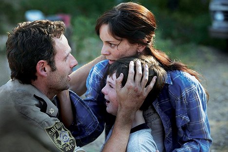 Andrew Lincoln, Sarah Wayne Callies, Chandler Riggs - The Walking Dead - Beszélj a békákkal! - Filmfotók