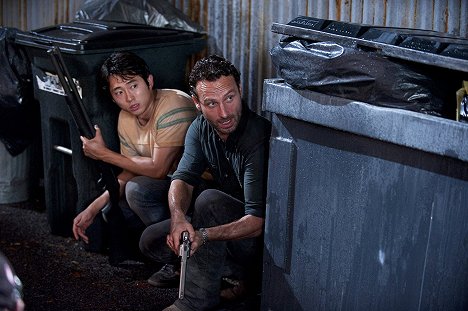 Steven Yeun, Andrew Lincoln - The Walking Dead - Dedo no gatilho - Do filme