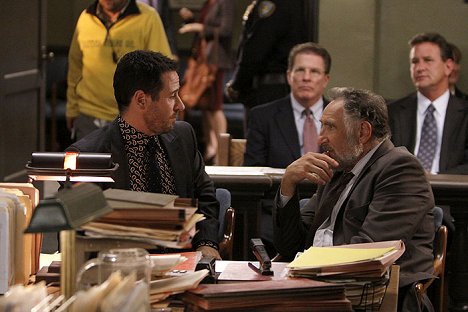 Rob Morrow, Judd Hirsch - The Whole Truth - Filmfotos