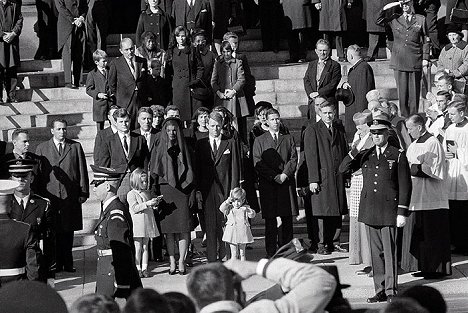 Jacqueline Kennedy, Robert F. Kennedy - The Kennedy Detail - Kuvat elokuvasta
